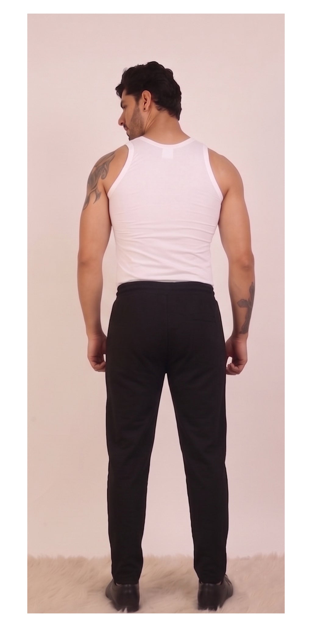 COTTON PANT WITH ZIPPER POCKET