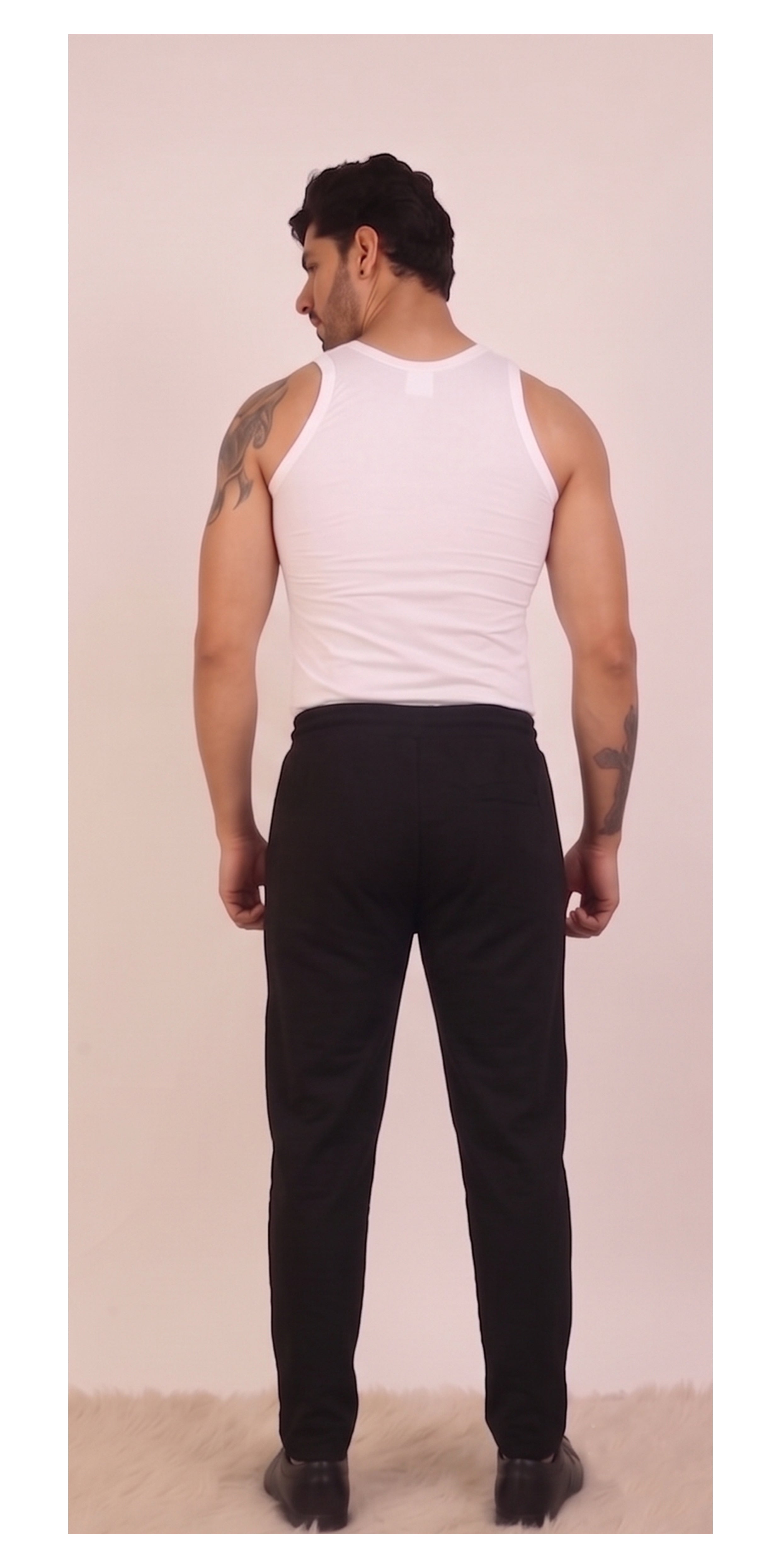 COTTON PANT WITH ZIPPER POCKET